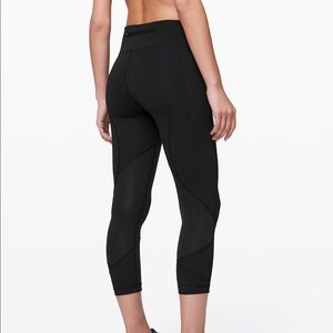 Lululemon pace rival crop 22”
